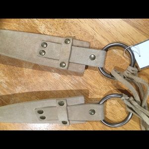 Express Italian leather belt